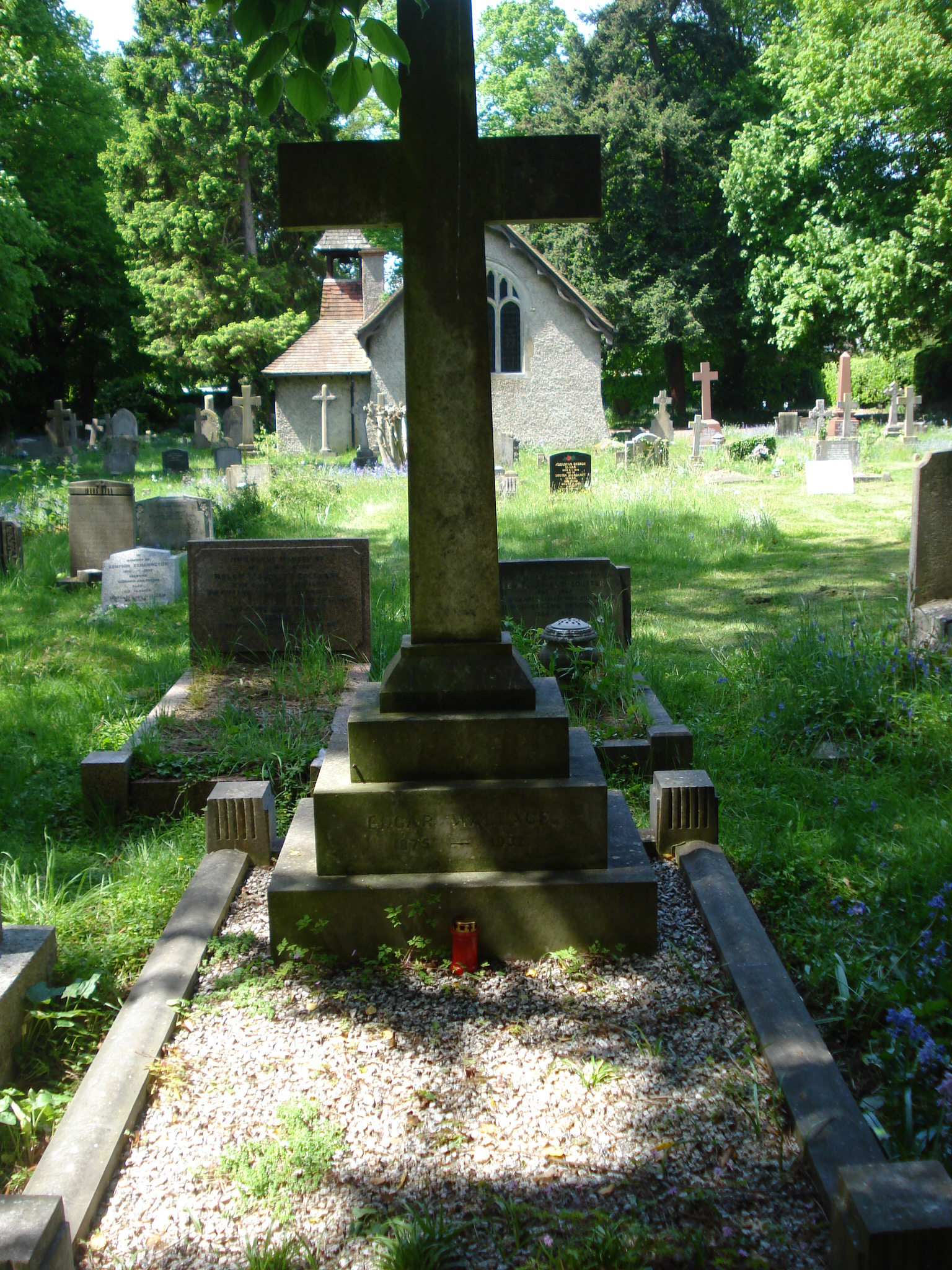 Fern Lane Cemetery in Little Marlow, letzte Ruhestätte von Edgar Wallace. Eigenes Foto.