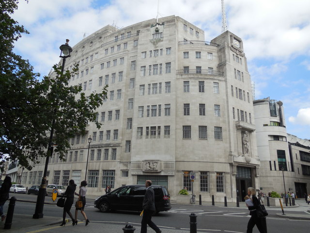 Das alte BBC Broadcasting House, in dem die Pips seit 1990 selbst generiert wurden.    © Copyright Paul Gillett and   licensed for reuse under this Creative Commons Licence.