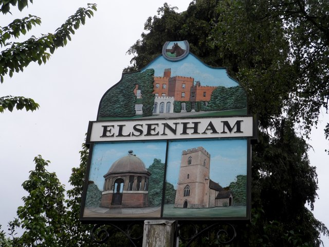 Das Dorfschild von Elsenham (Essex); hier werden die Produkte der Firma Molton Brown hergestellt.    © Copyright Bikeboy and   licensed for reuse under this Creative Commons Licence.